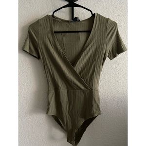 NWT F21 Surplice Bodysuit